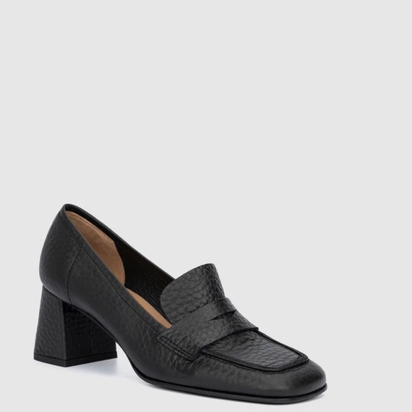 Aquatalia Carlina Black block heel penny loafers 10